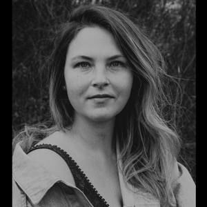 Meet your Posher, Felicia